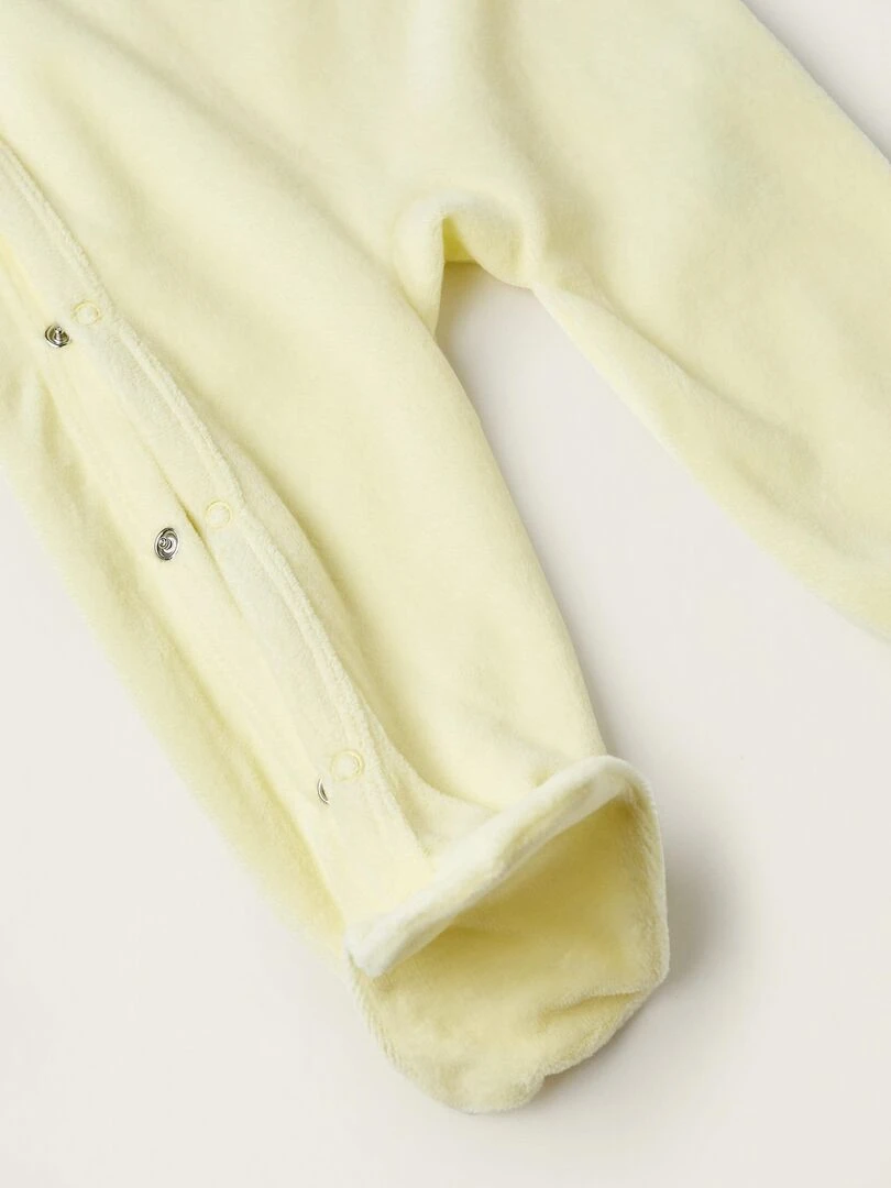 Grenouillère En Velours Pour Nouveau Né 'Étoile' manches longues UNDER THE STARS   Jaune clair