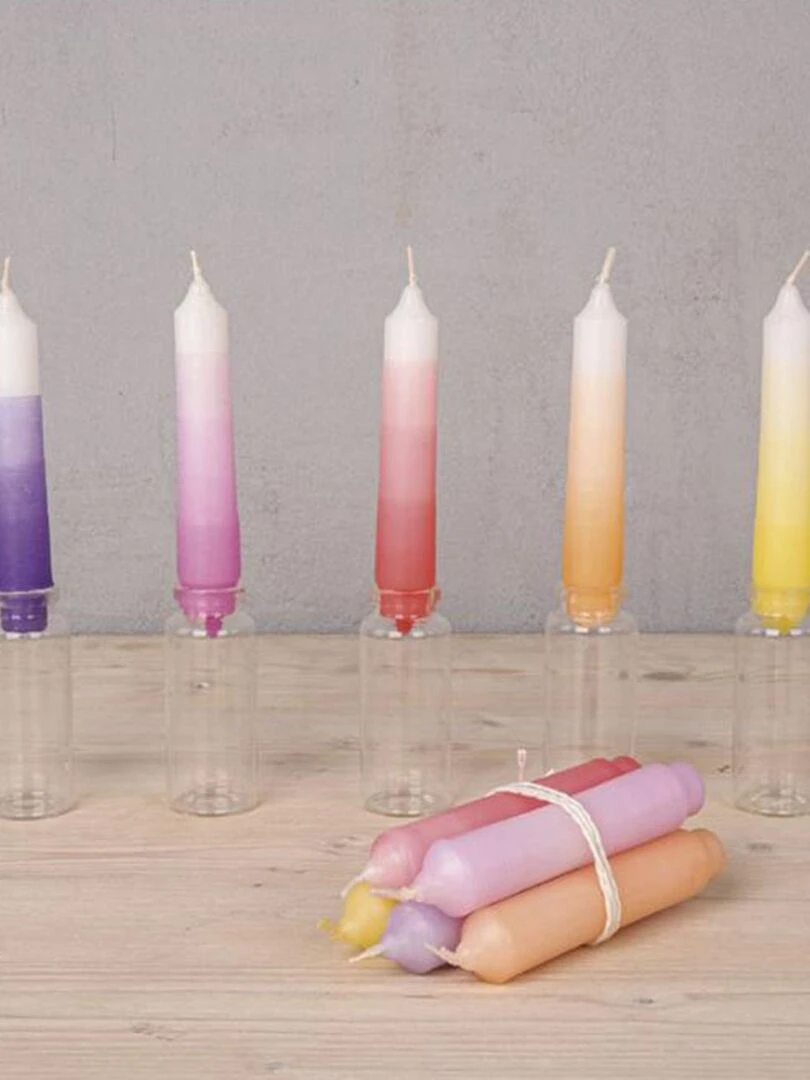 Je fabrique mes bougies chandelles aux tons chauds   N/A