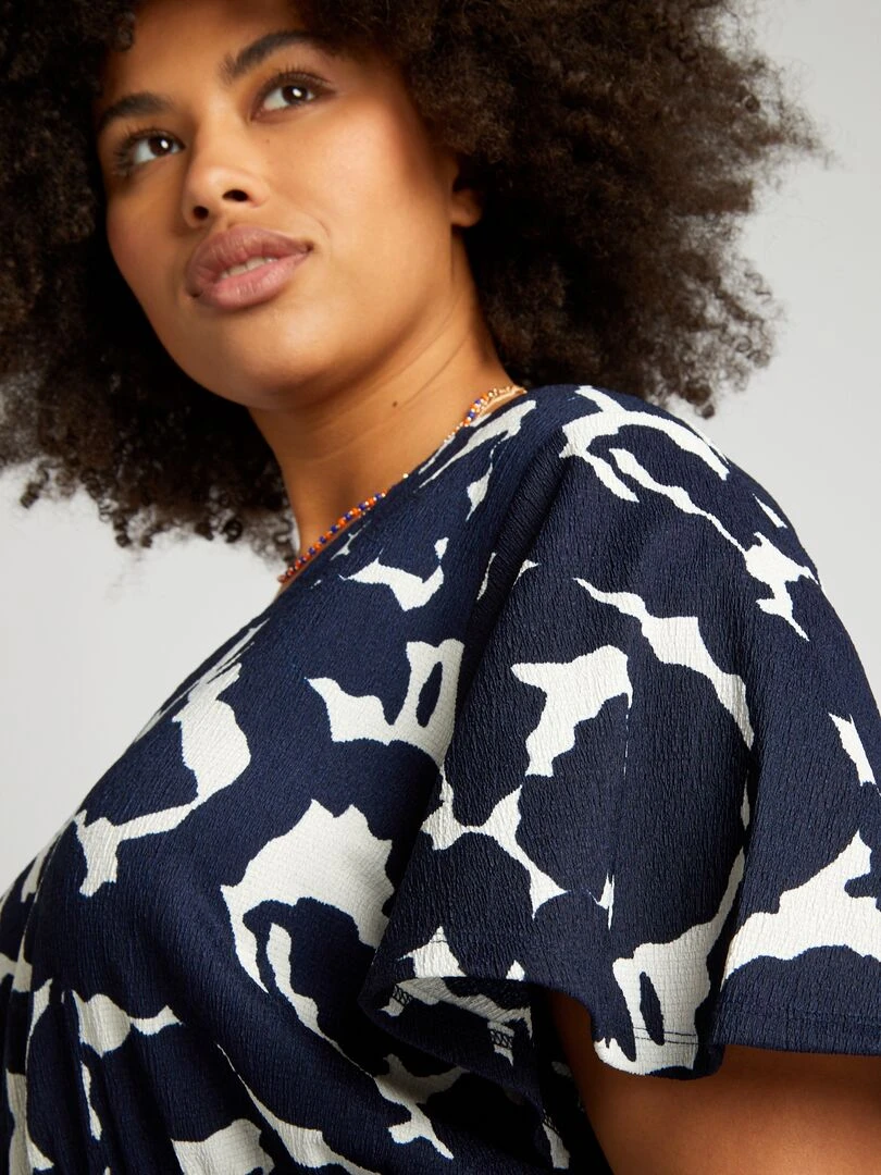 Robe courte en matière crêpée   Bleu