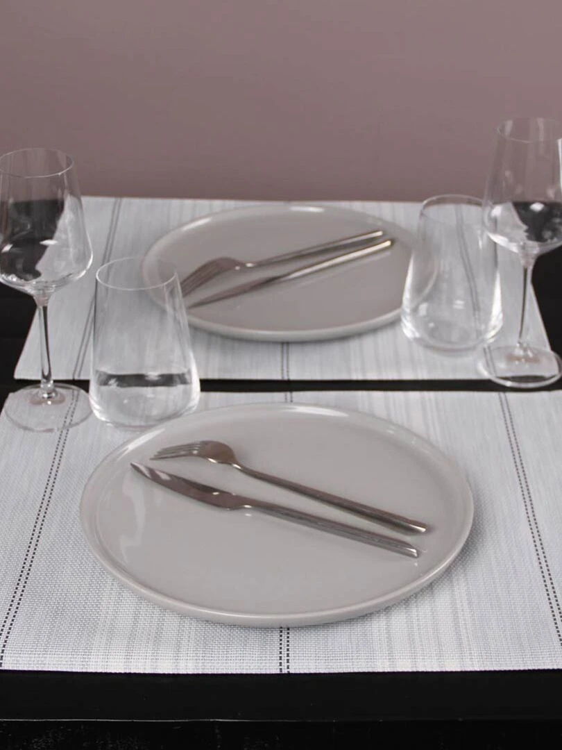 Set de table au style d'antan Gris clair