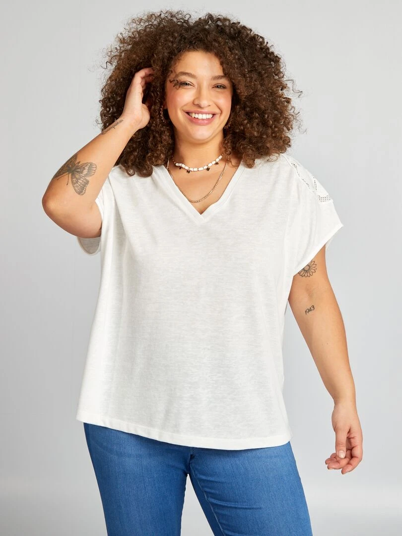 T shirt à broderies Ecru
