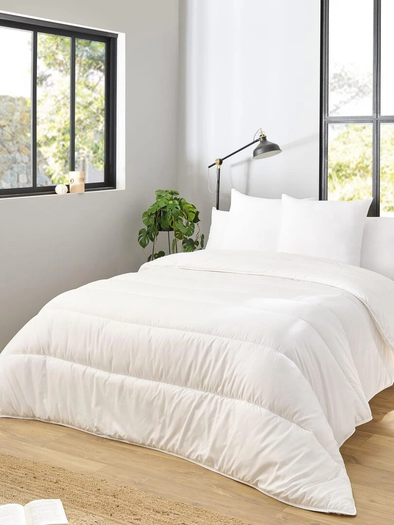 Couette tempérée en microfibre recyclée   Blanc
