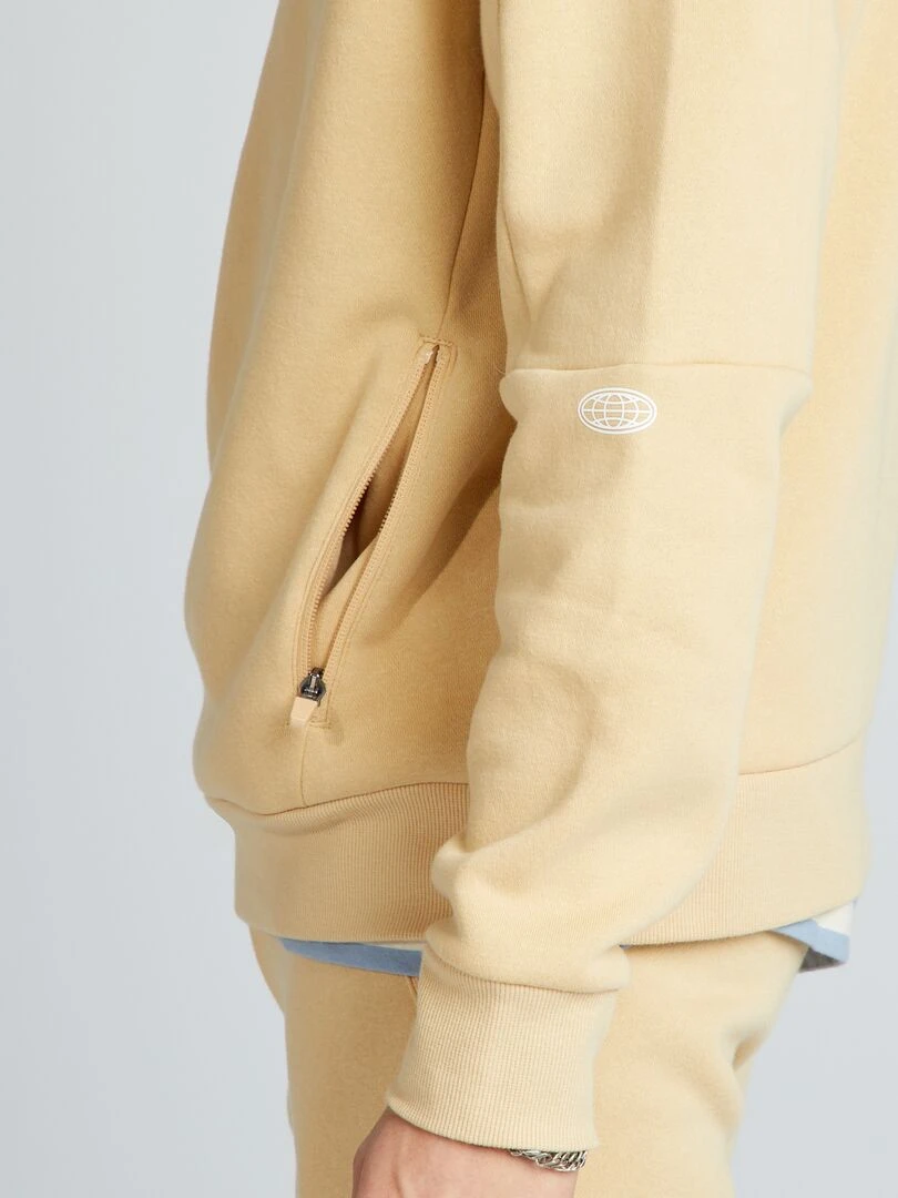 Sweat à capuche avec poches plaquées   Beige