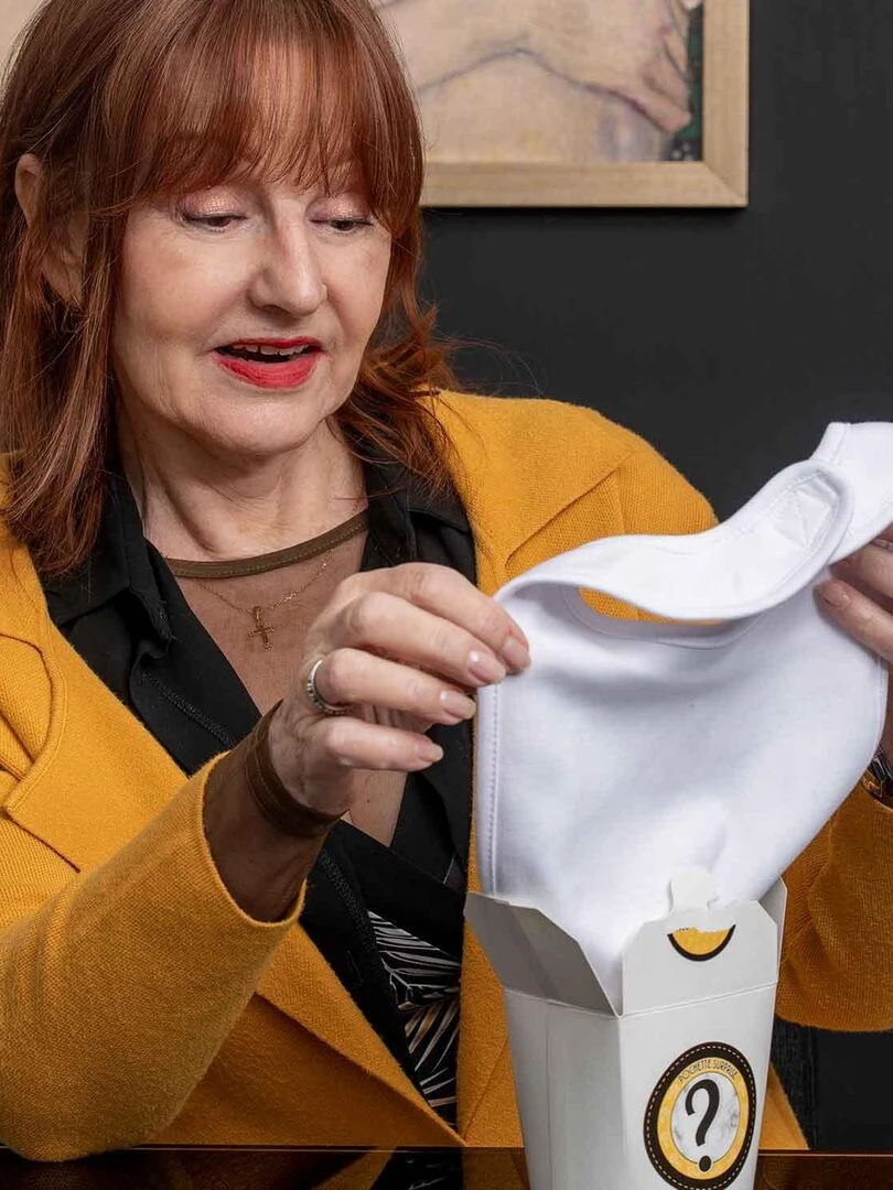 Pochette surprise annonce de grossesse    J'arrive !   Blanc