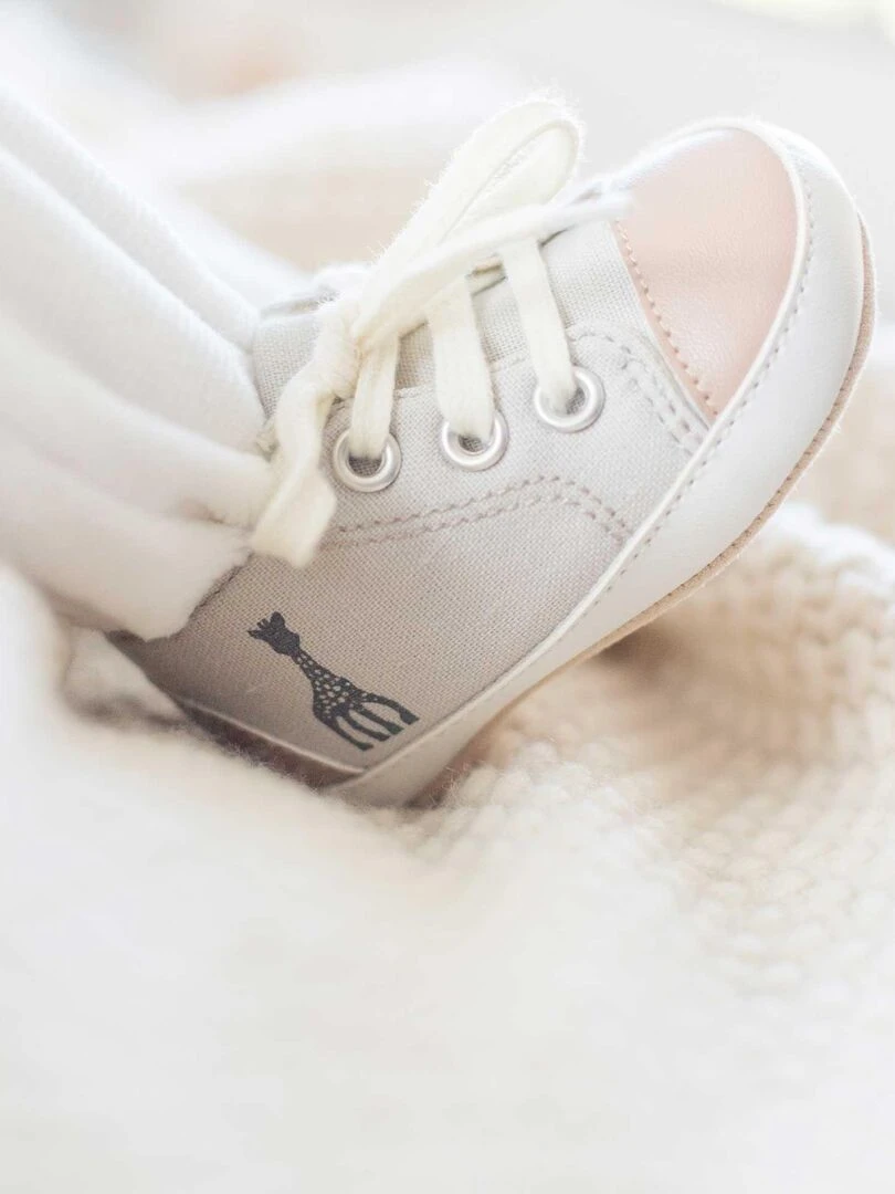 Baskets Sophie la girafe (0 3 mois) Gris