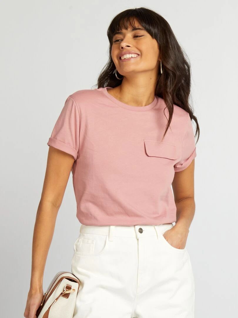 T shirt manches courtes avec poche poitrine Rose