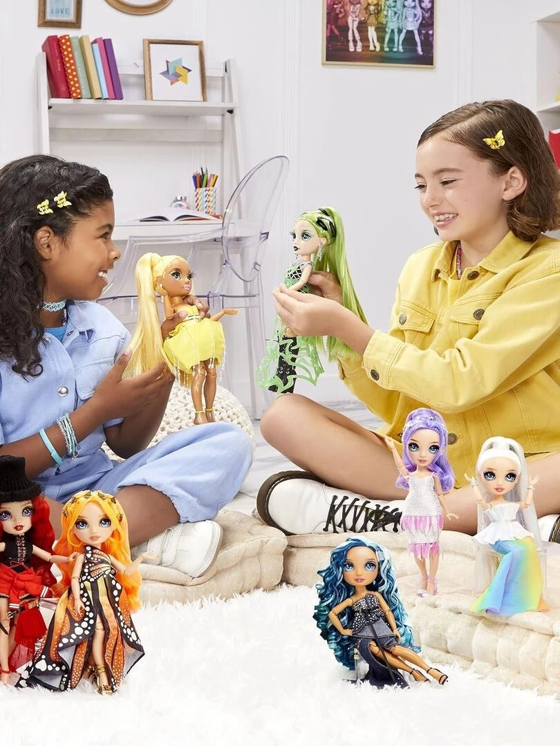 RAINBOW HIGH Fantastic Fashion Poupée   Violet Willow   Violet