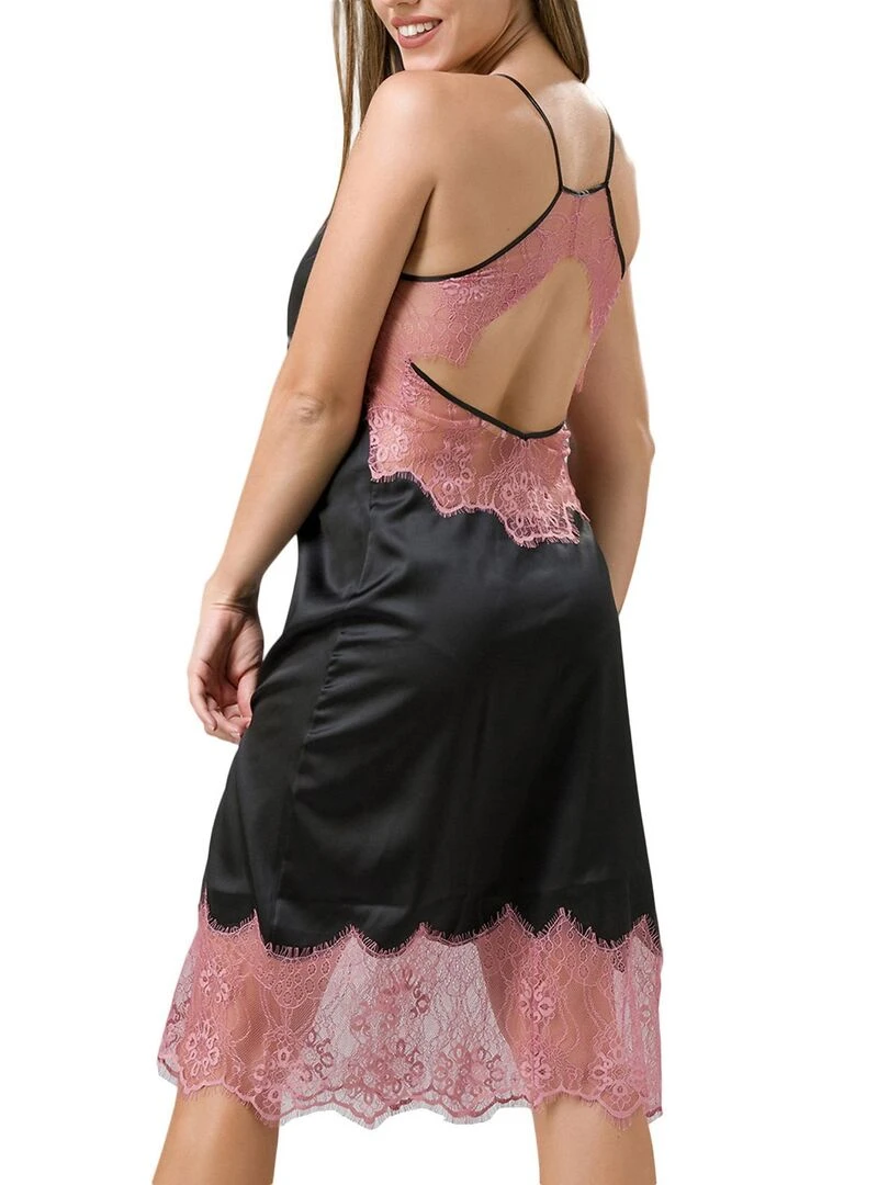 Nuisette Cabaret Noir