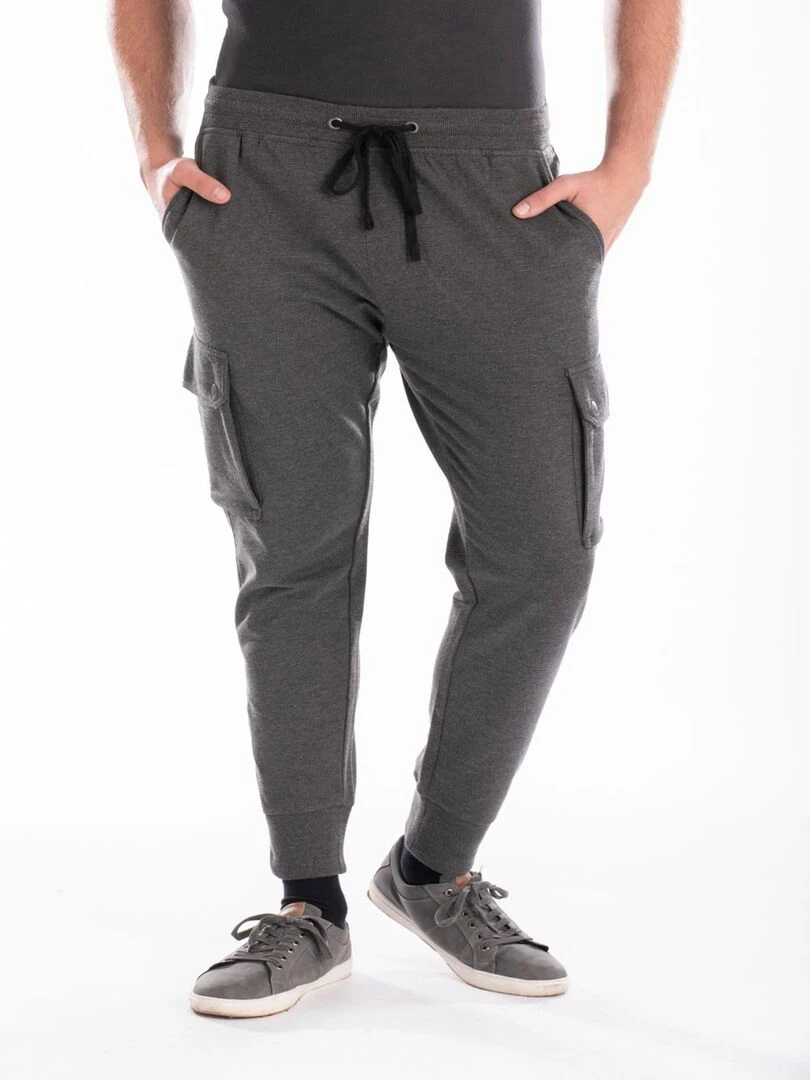 Pantalon de détente battle en molleton KINAN 'Rica Lewis' Gris