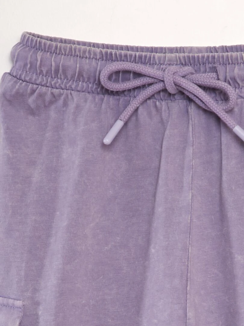 Short avec poches sur les côtés   Violet