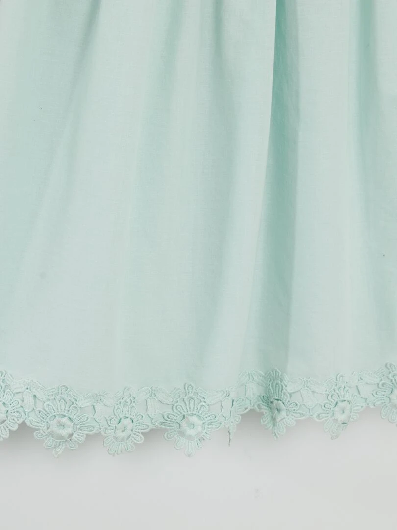 Robe volantée avec broderies   bleu