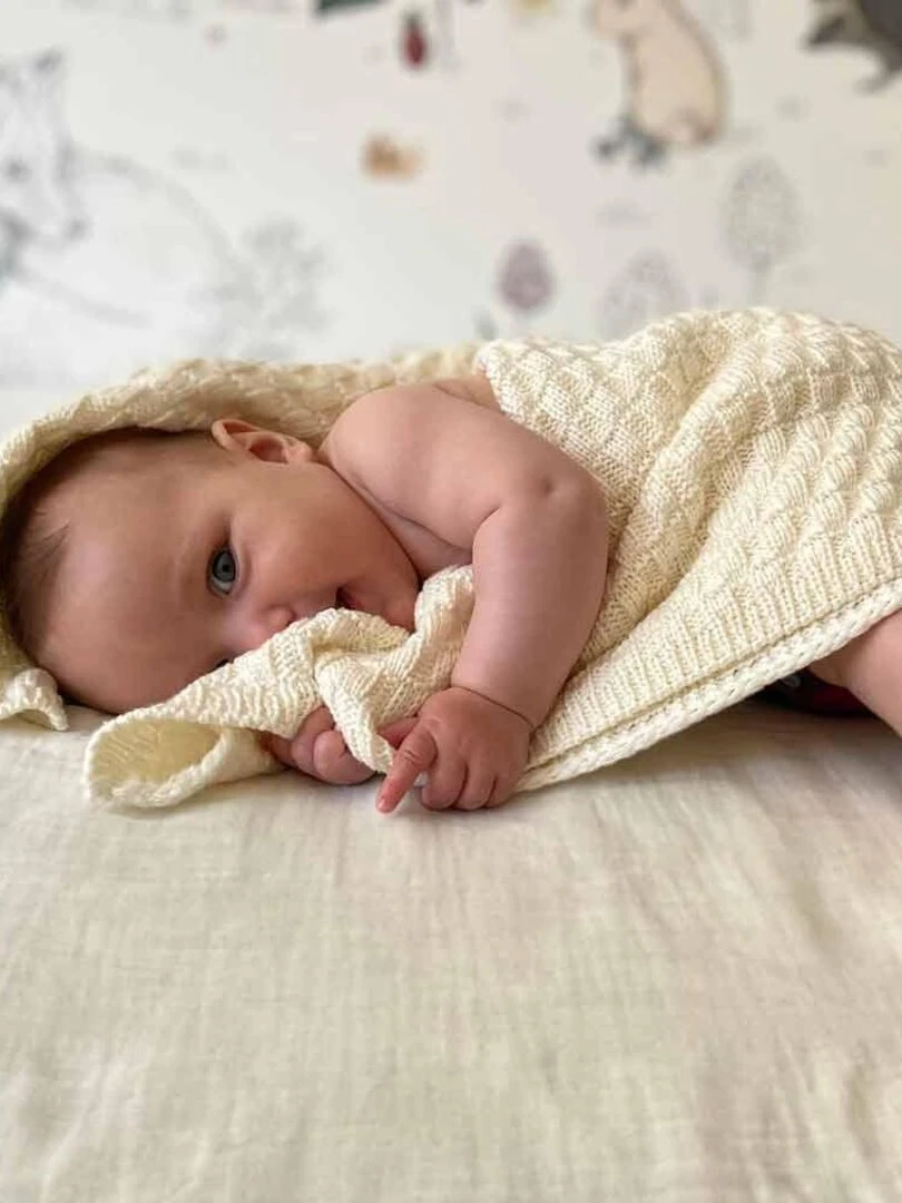 COUVERTURE POUR BEBE EN PURE LAINE   Ecru