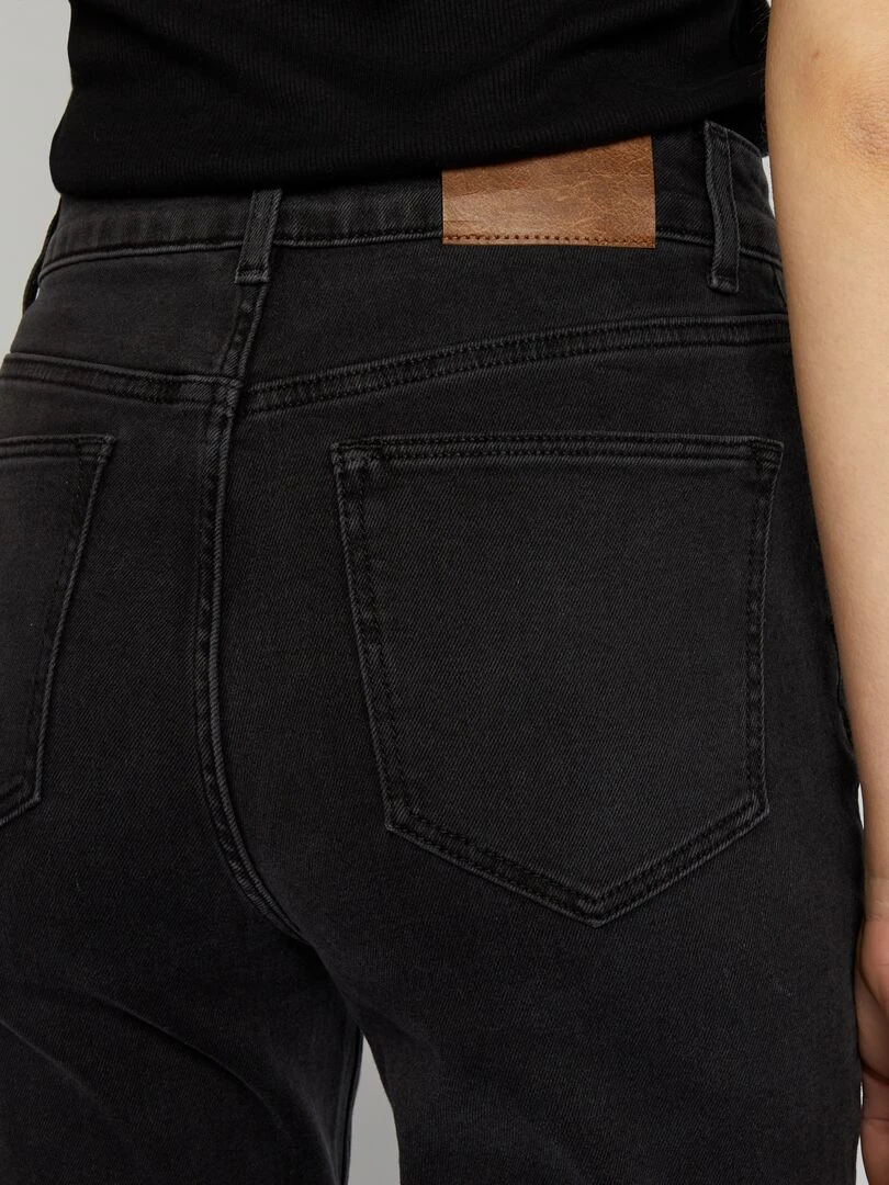 Jean flare/bootcut à 5 poches   L28   Noir