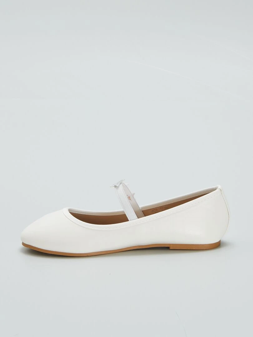 Ballerines avec élastique et étoile   Blanc