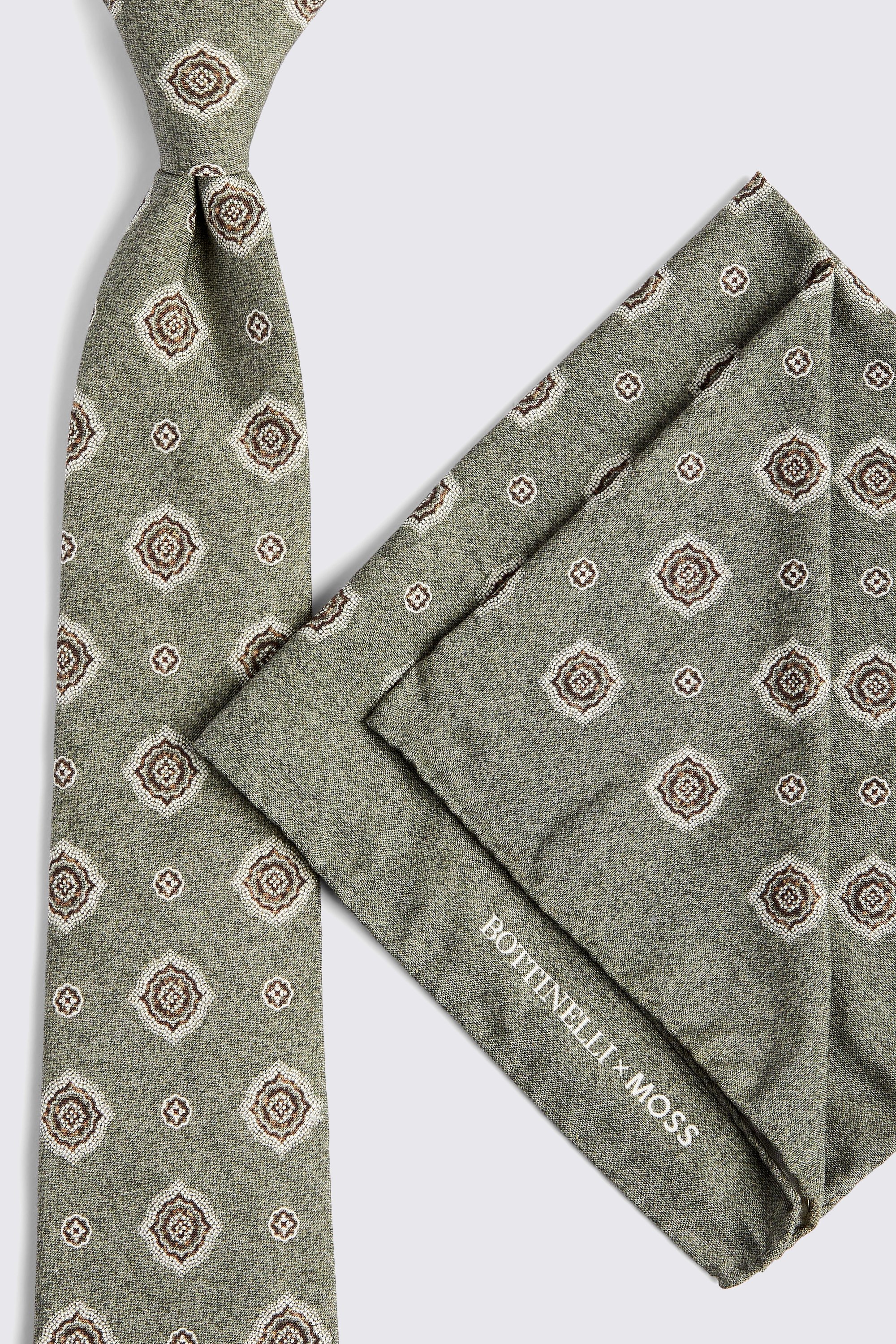 Bottinelli Sage Silk Medallion Pocket Square   Buy Online at Moss
