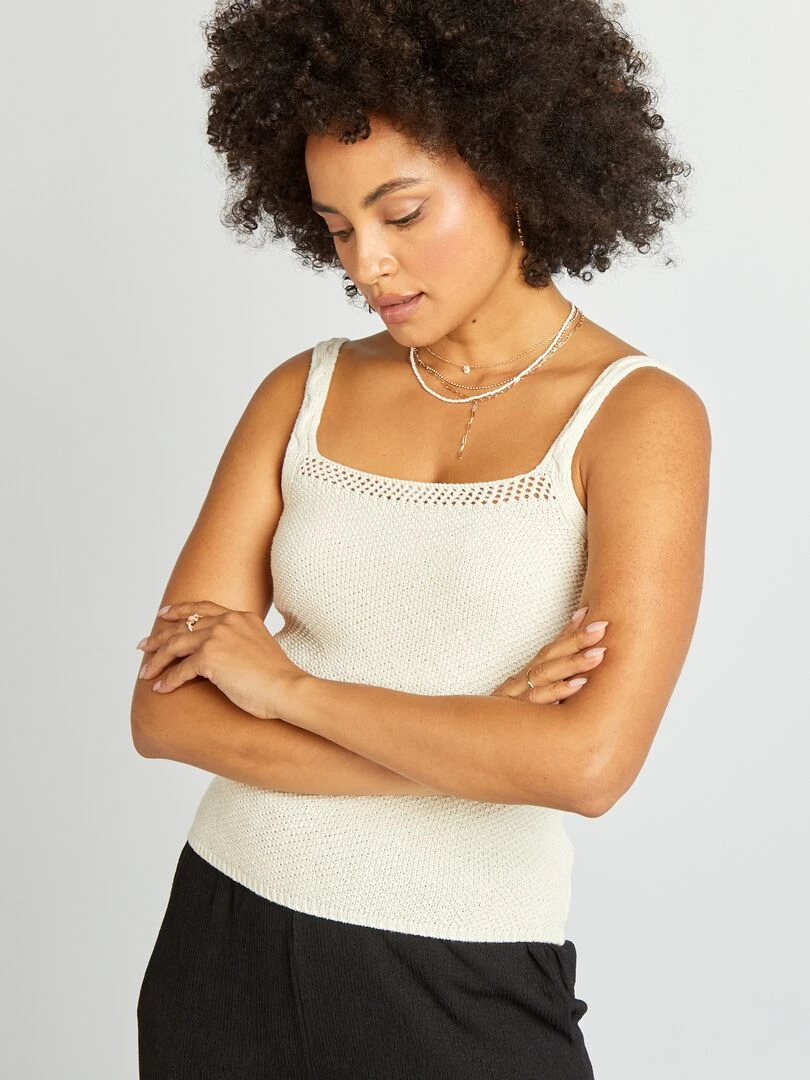 Top en crochet et fines bretelles Beige