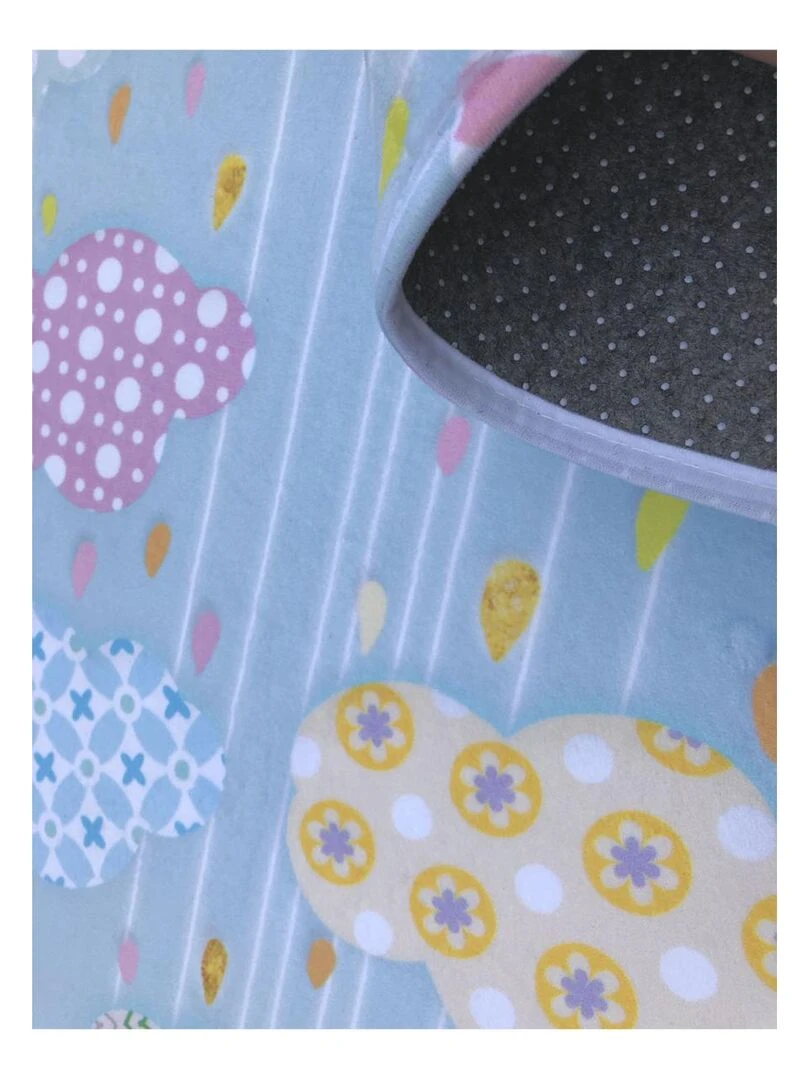 Tapis enfant ULTRA DOUX NUAGE 2 Bleu 70x95 Fait en Europe Bleu