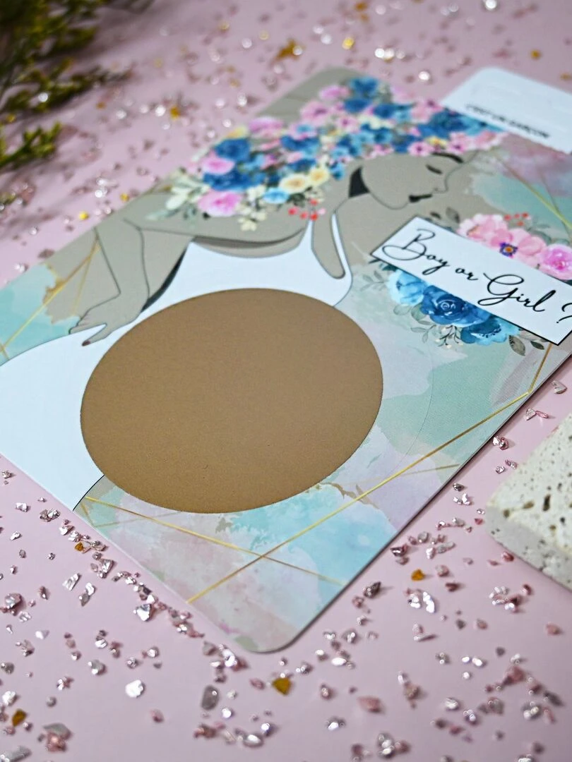 Carte à gratter   C'est un garçon   Blanc