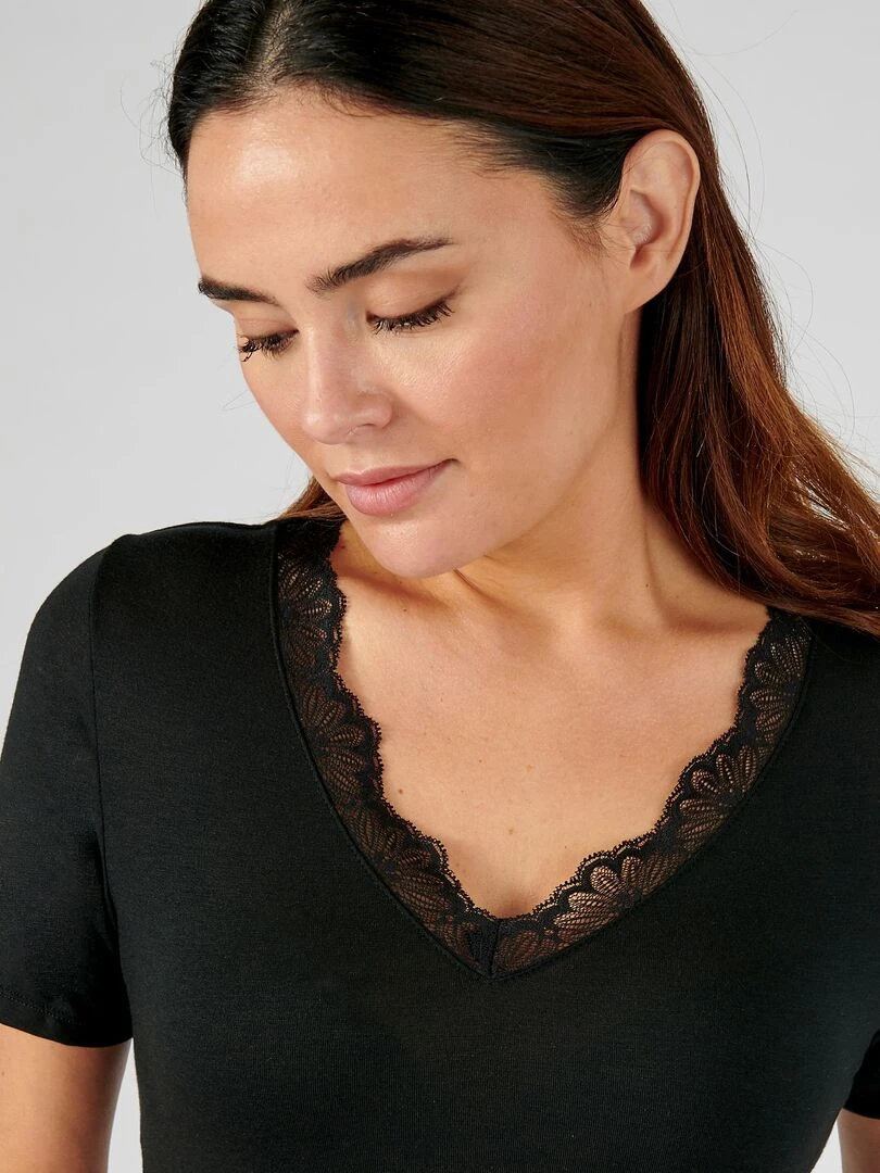 T shirt manches courtes dentelle  effet relaxant Thermolactyl   Damart   Noir