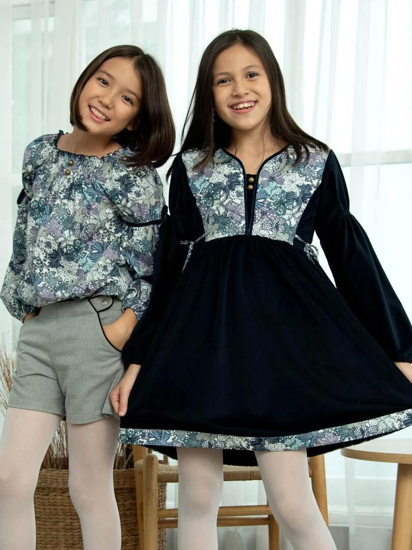 Short Laine Gris Souris Fille  POUPETTE   'LA FAUTE A VOLTAIRE'   Gris Noir