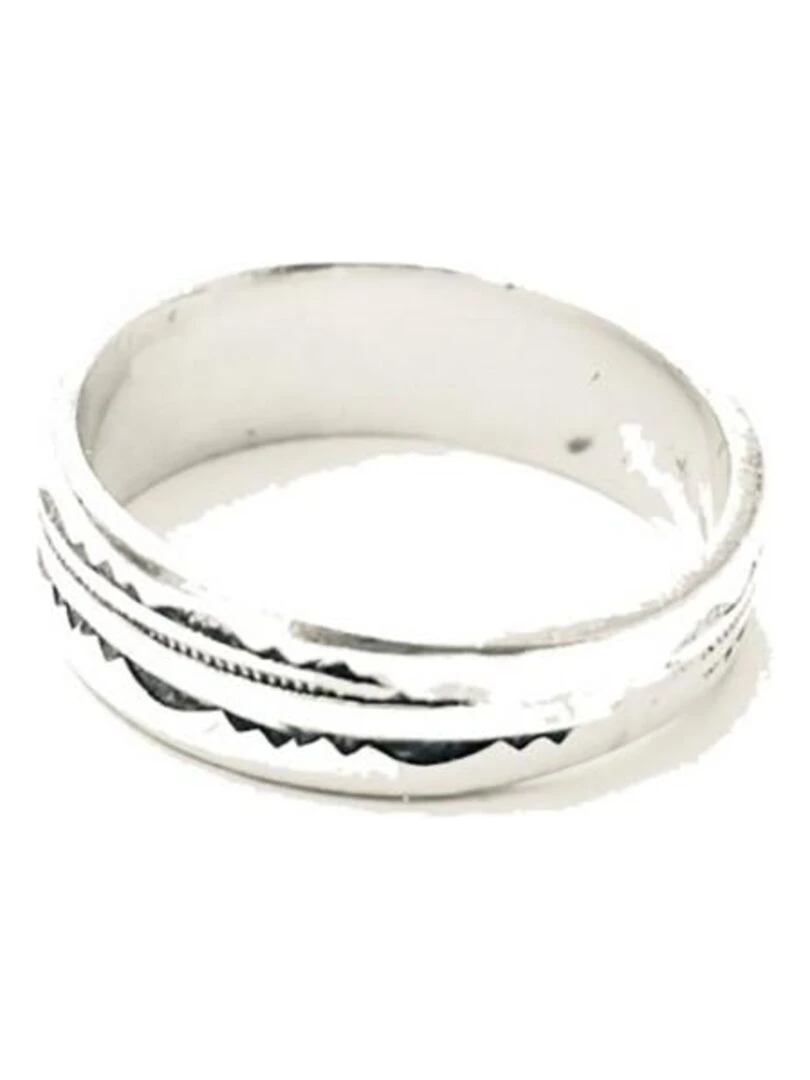 Bague  anneau touareg ciselé   Argent