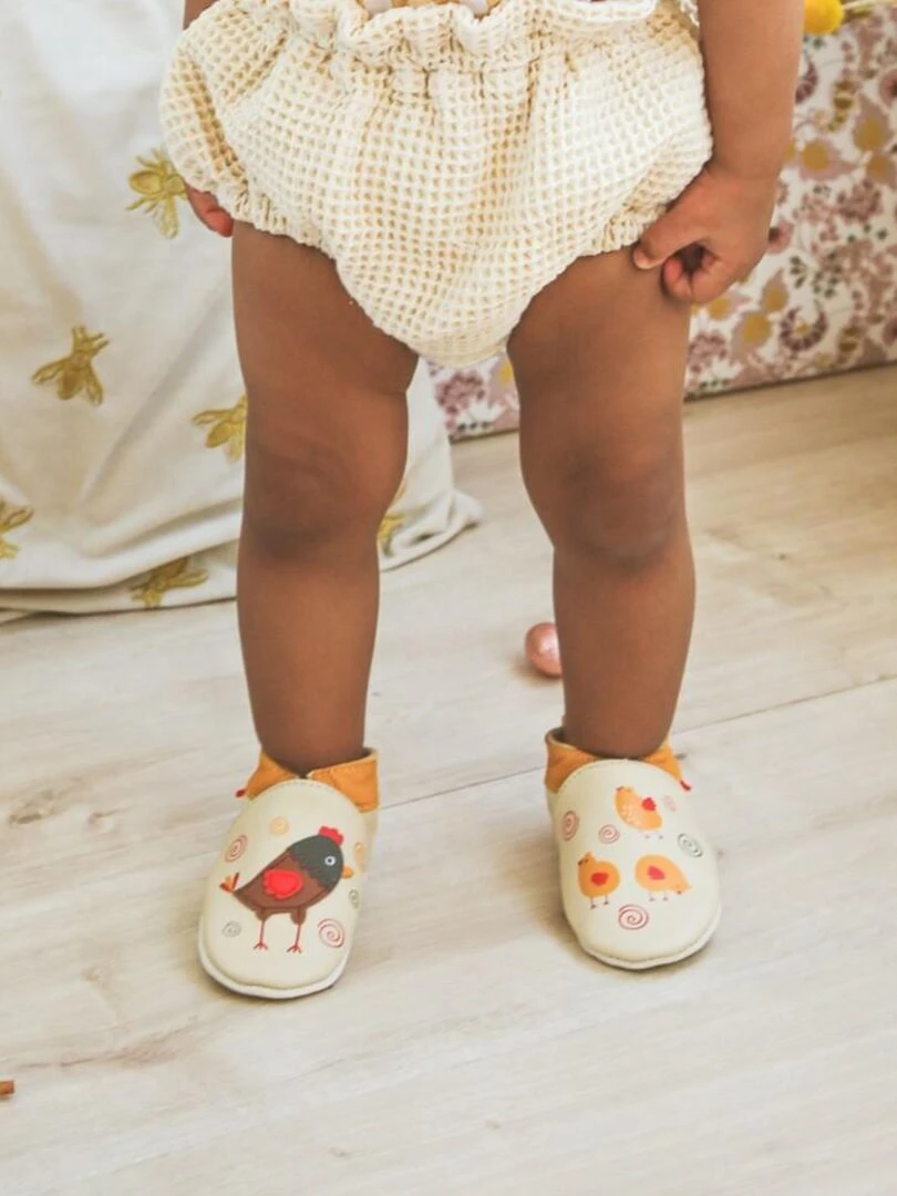 Pola et ses poussins   Beige