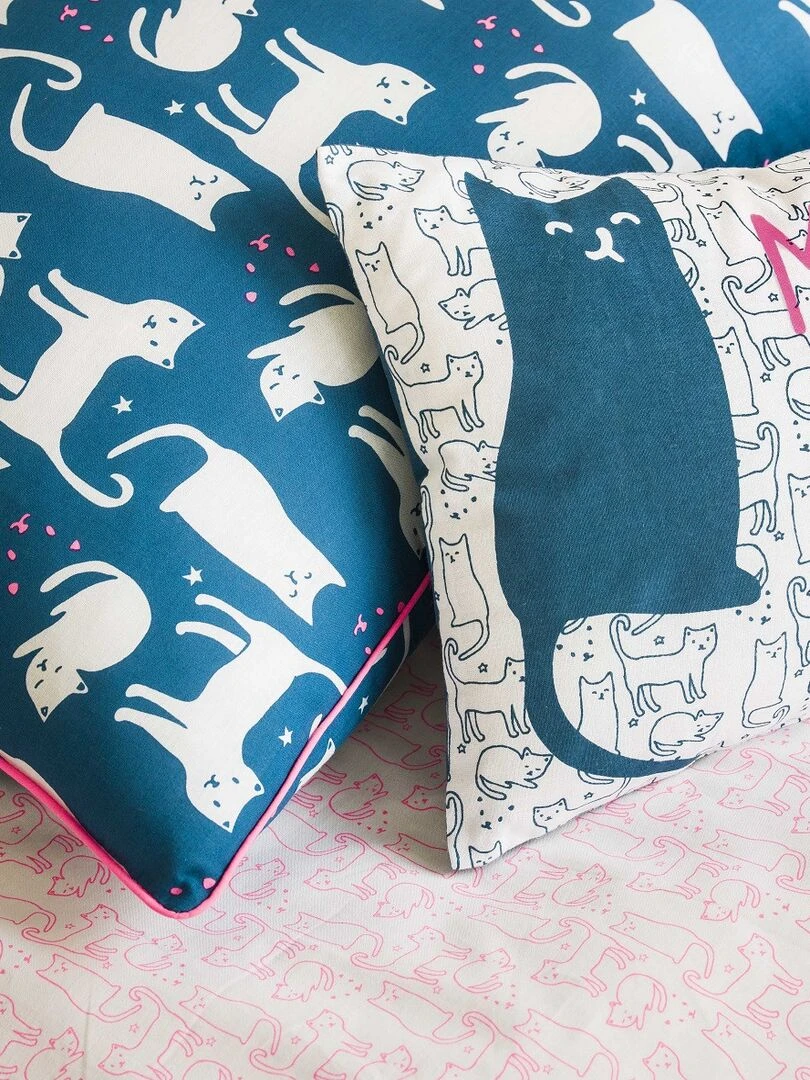 Future Home   Coussin coton blanc et bleu avec chat 30x50cm   Blanc