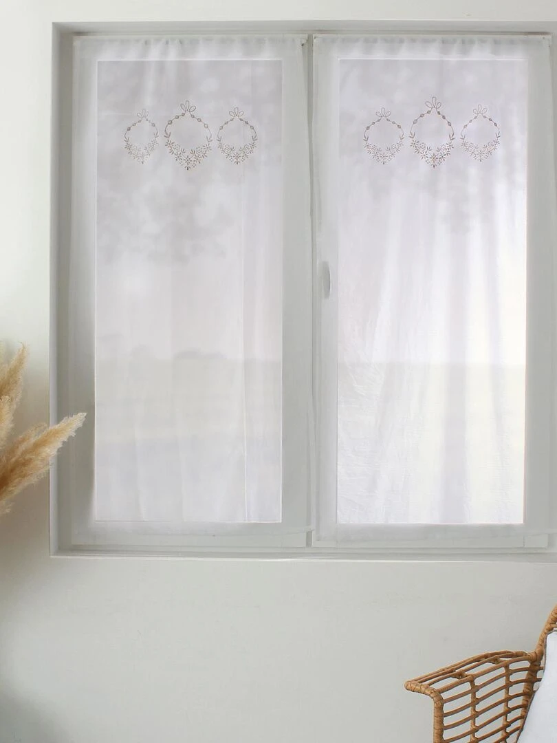 Paire de vitrages ornée de broderies Beige