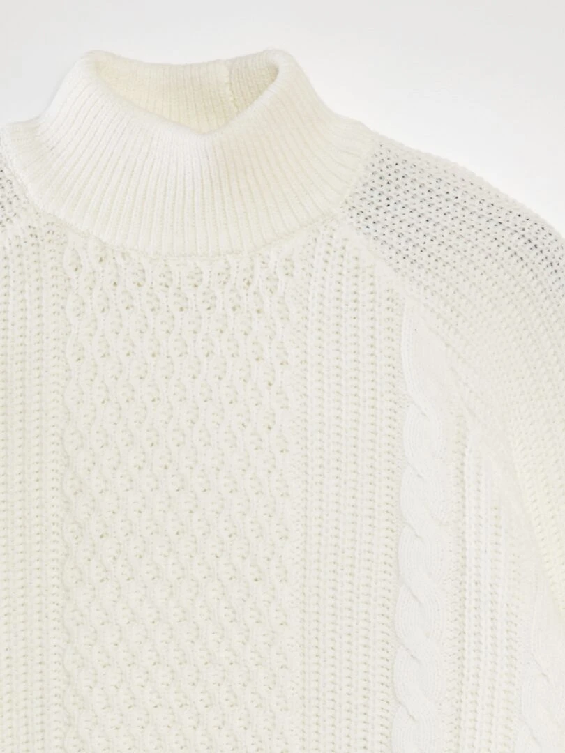 Pull en maille torsadée col montant   blanc
