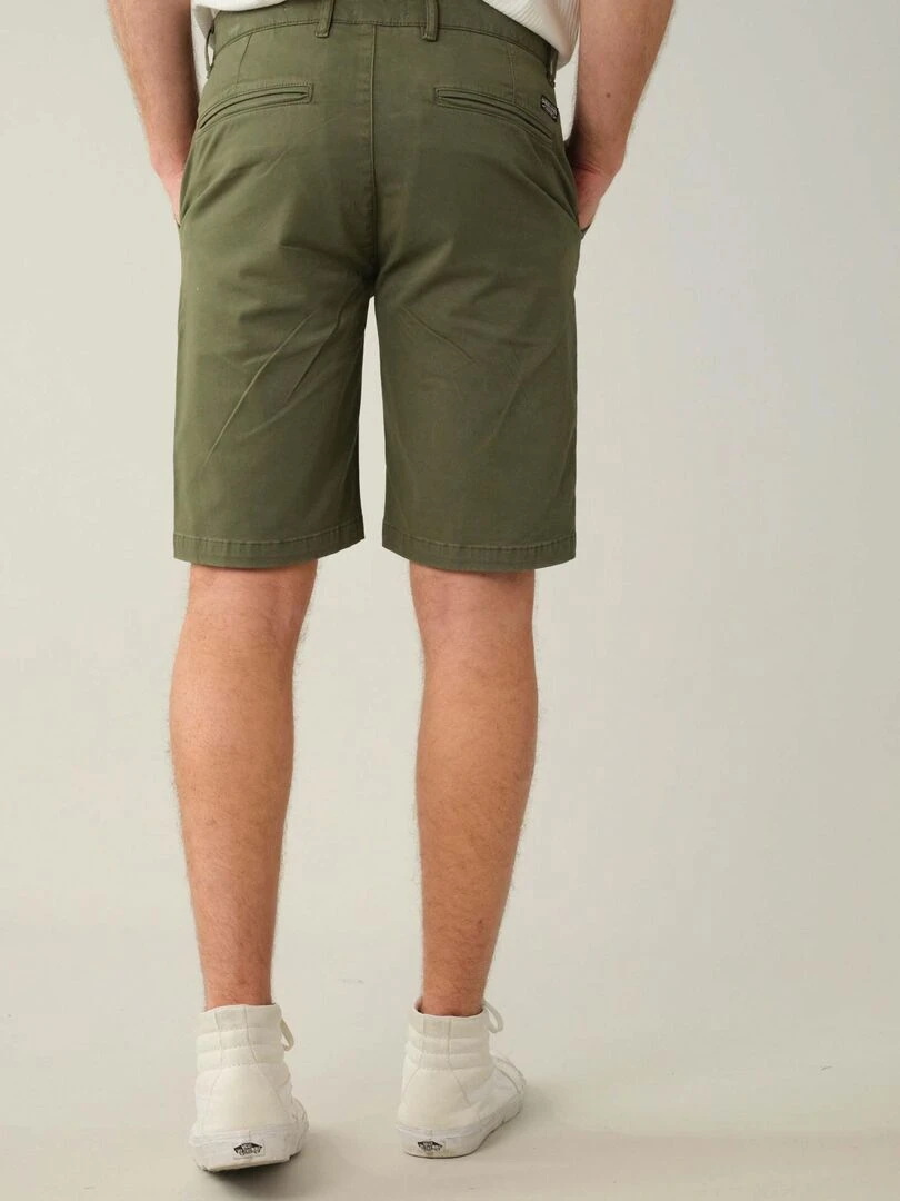 Bermuda pour homme avec poche à l'italienne 'Deeluxe'   Vert foncé