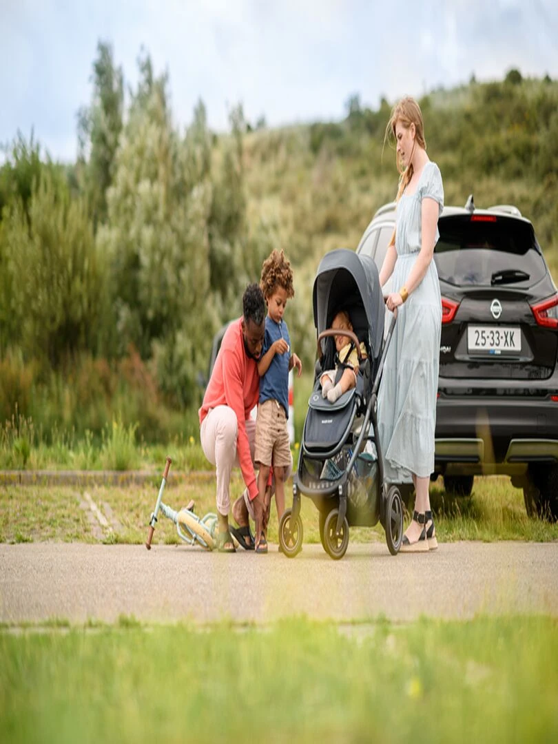 MAXI COSI Poussette citadine naissance confort Adorra2   Essential Graphite   Gris Gris