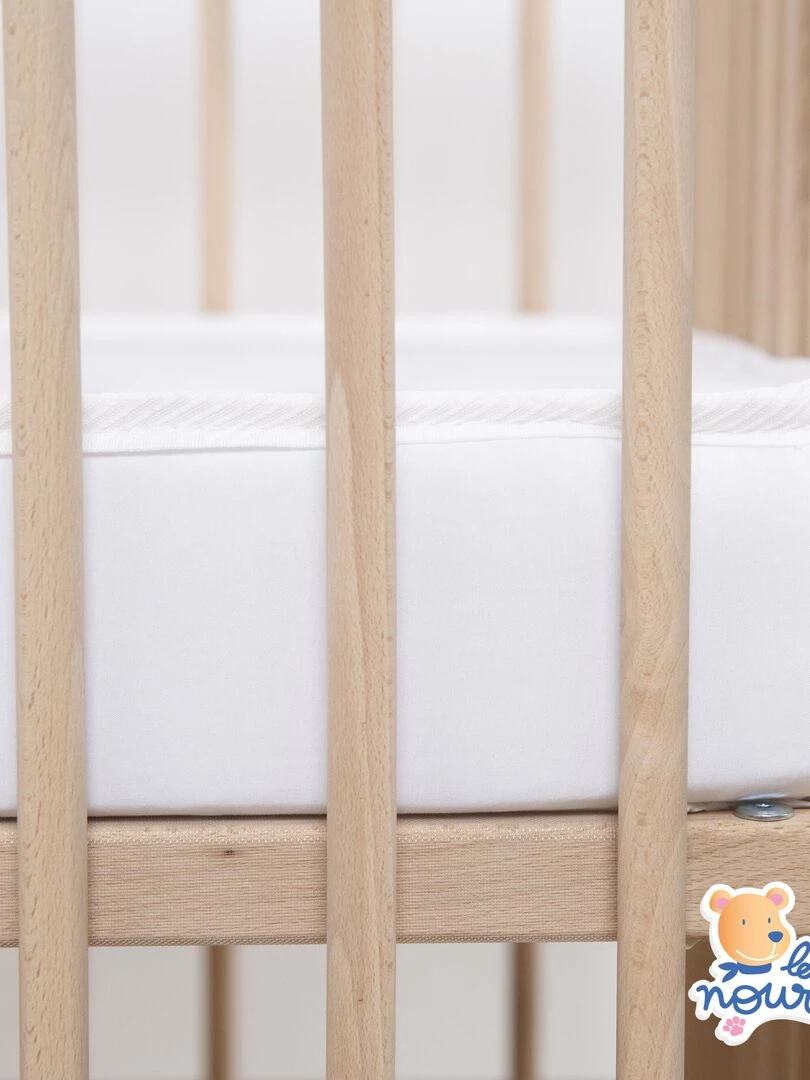LES NOURSONS   Matelas Bébé First   Confortable   Oeko Tex®   Garantie 2 ans   Fabrication française   Blanc