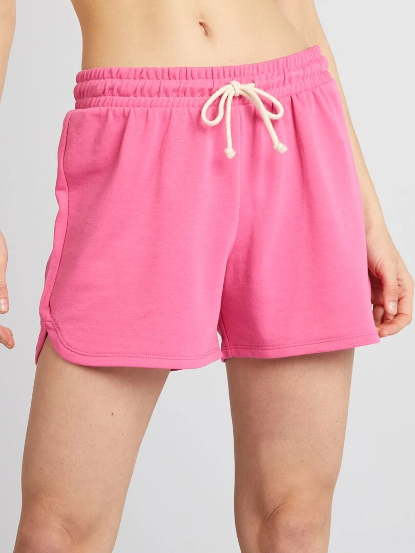 Short de sport rose