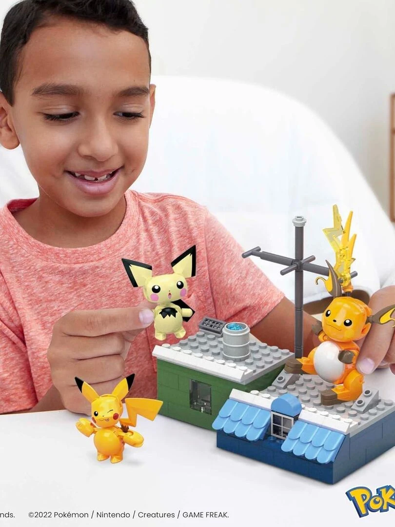 MEGA Pokémon   Coffret Évolution Pikachu "Pichu  Pikachu et Raichu"   N/A