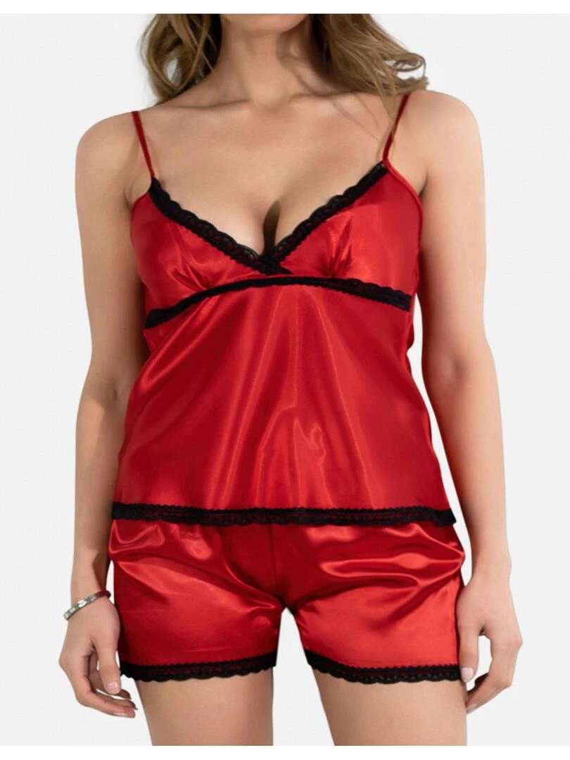 Ensemble pyjashort fines bretelles en satin Kebello Rouge