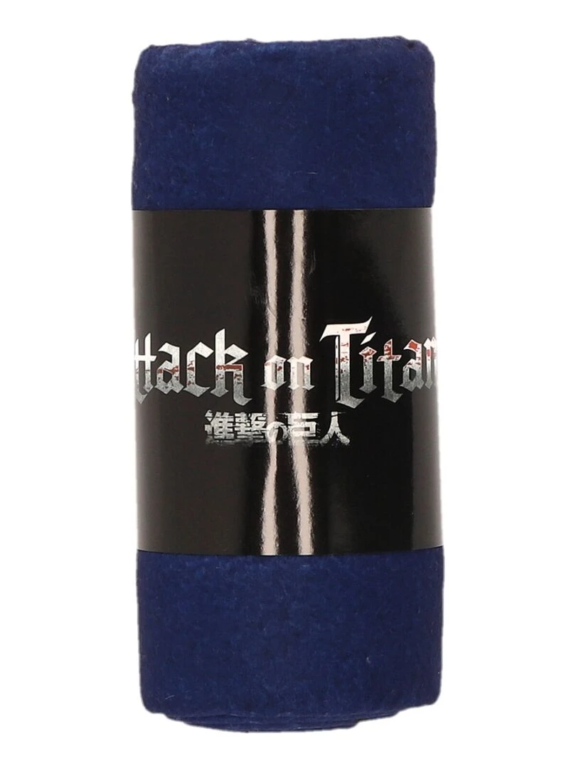 ATTAQUE DES TITANS Plaid Attaque Des Titans Livaï 110x130 cm 100% Polyester – Bleu Marine Bleu marine