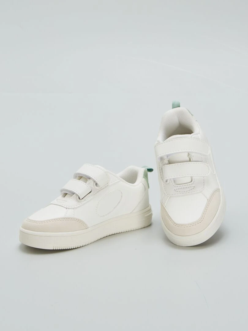 Baskets modes à scratchs   blanc