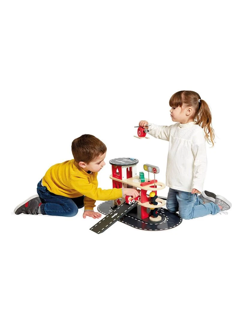 Caserne de pompiers en bois Bolid   N/A