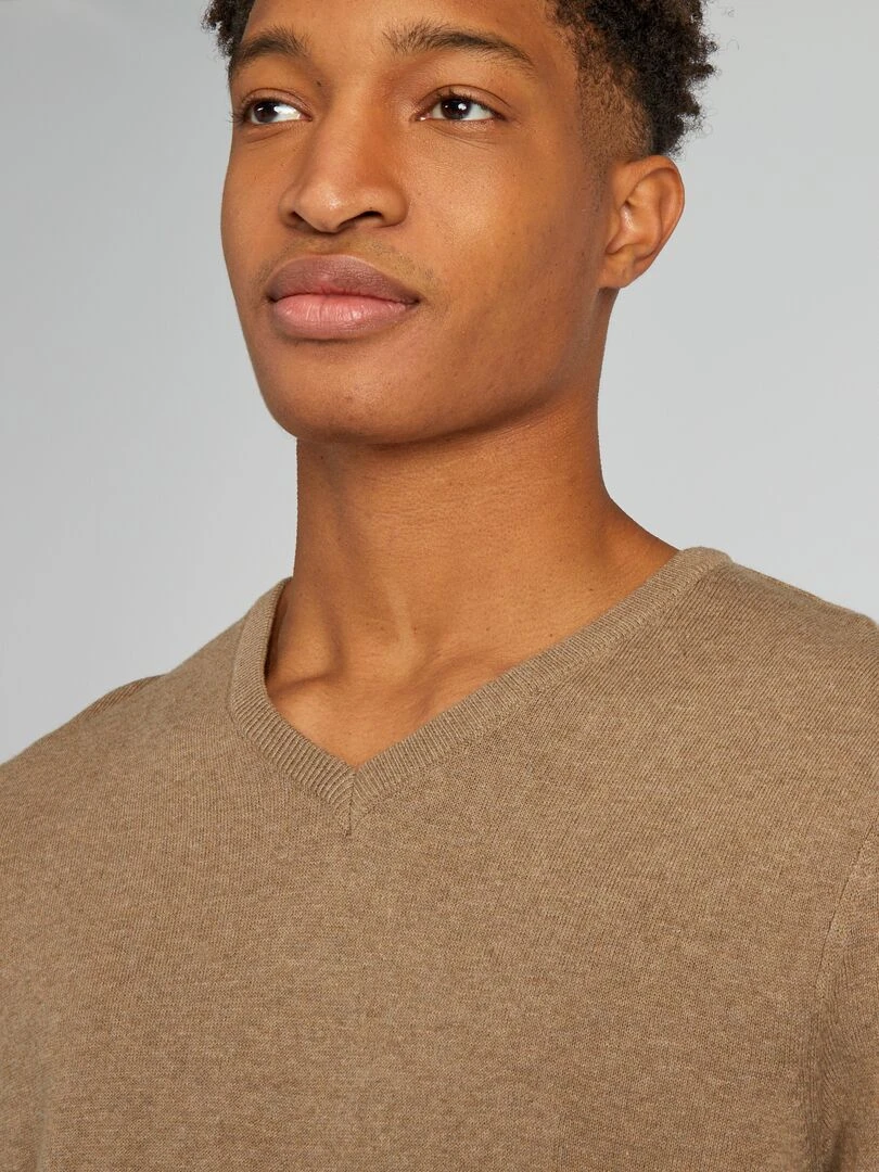 Pull en maille à col V + d'1m90   Beige