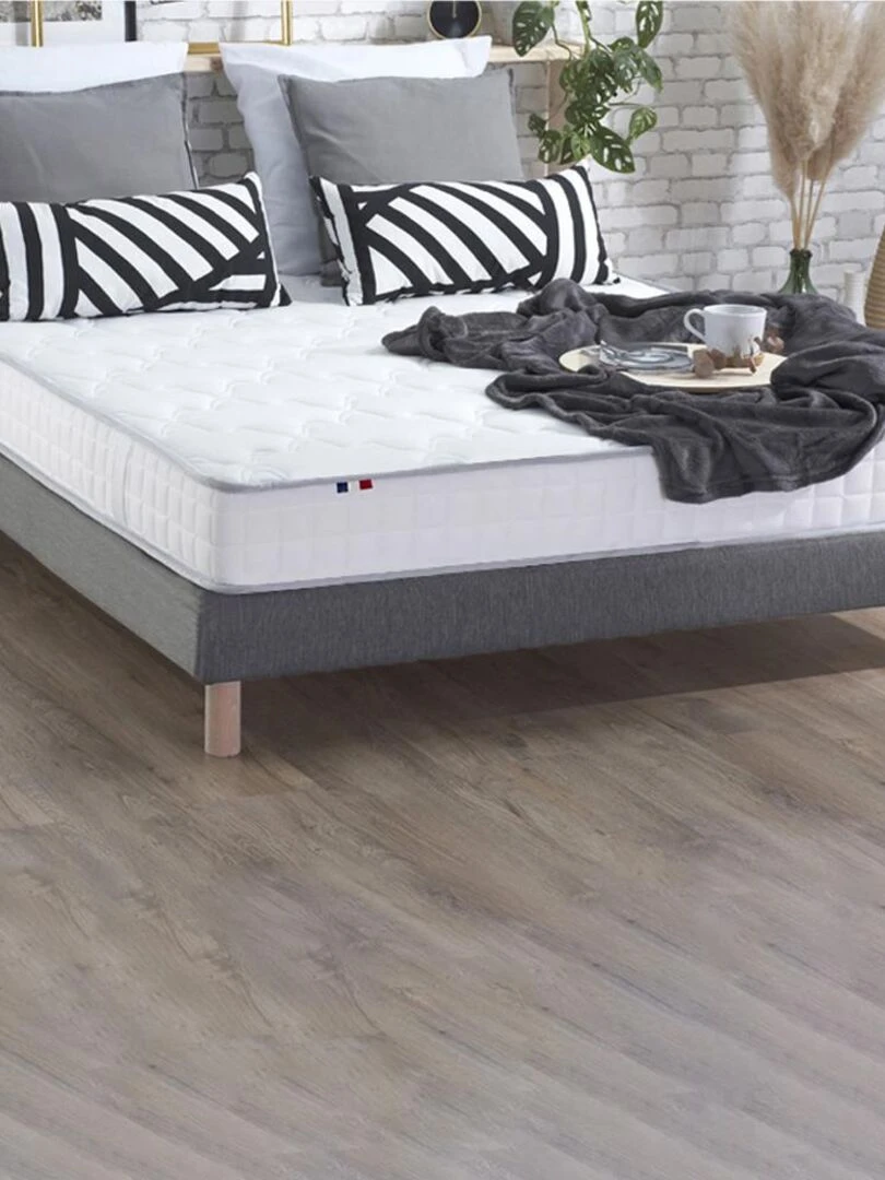 Ensemble Matelas Mousse à Mémoire de forme et mousse HR ZENITH + Sommier Sommier Gris chiné Gris Blanc
