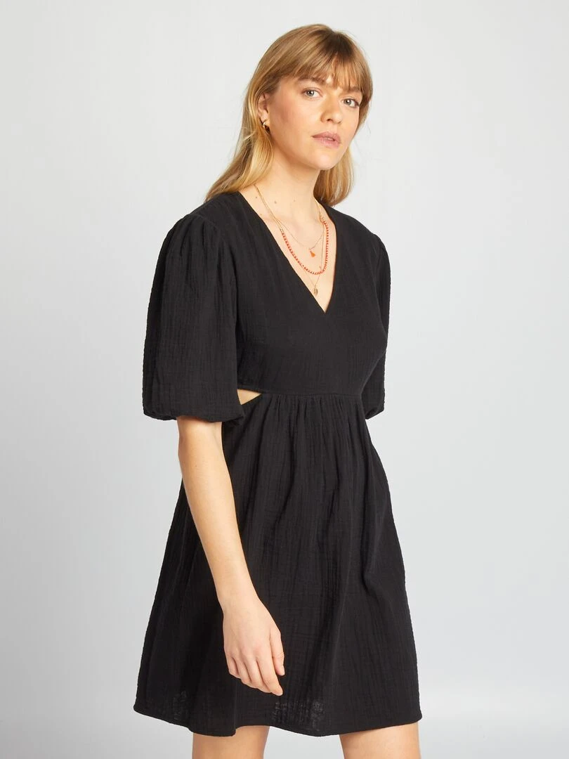 Robe en gaze de coton avec ouverture noir