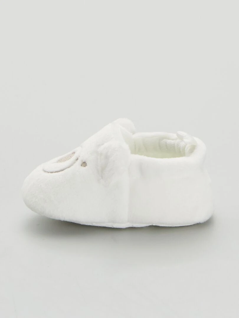 Chaussons bébé en velours   blanc