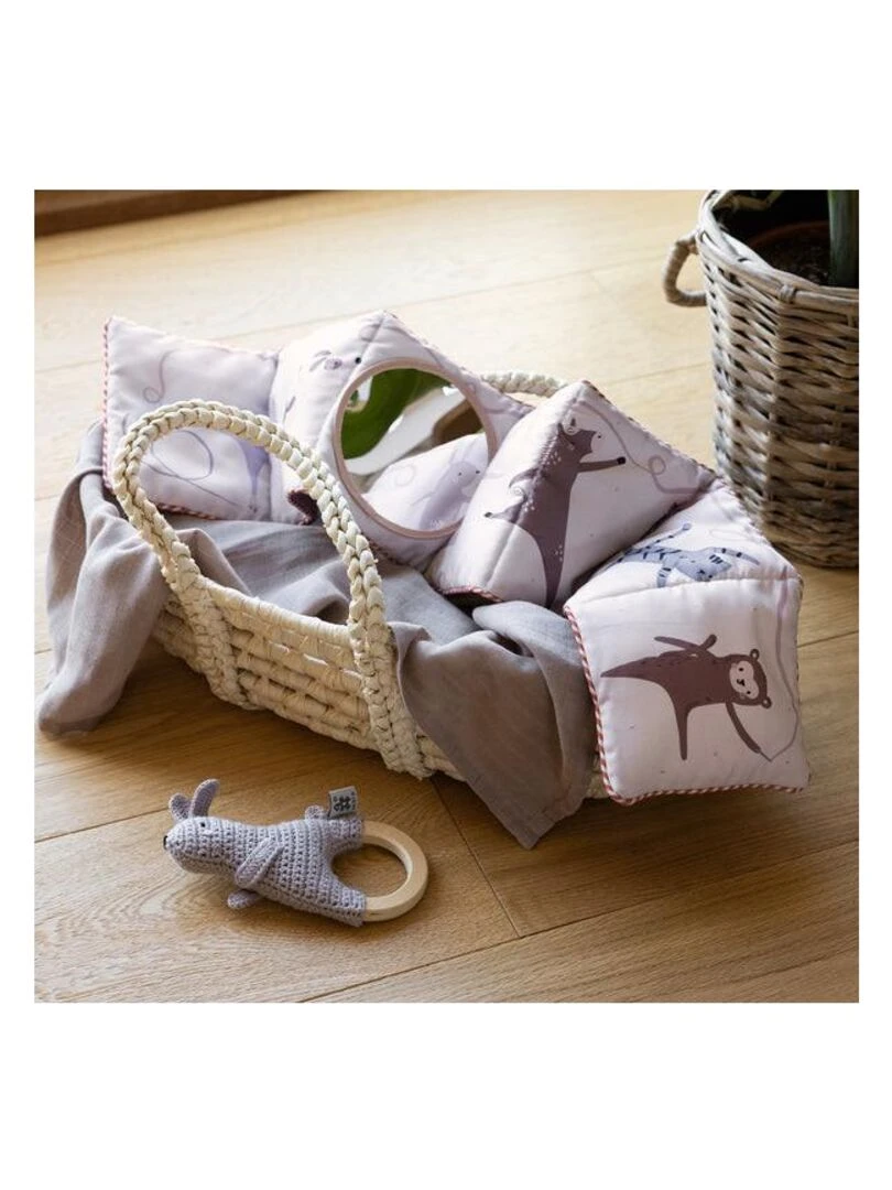 Livre d'activités en tissu Teeny Toes   Sebra   Rose