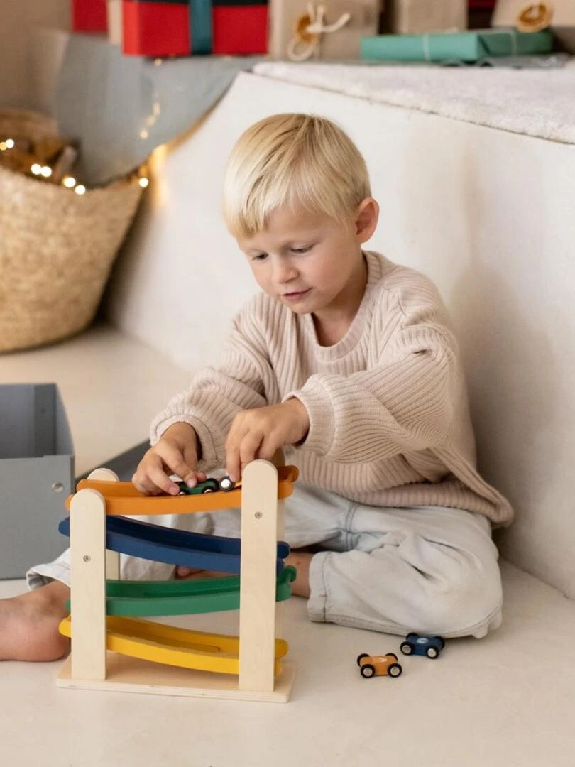 Rampe de course en bois avec 4 voitures   Trixie   Multicolore