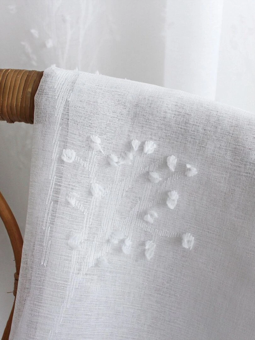 Voilage à jacquard coupé aux impressions végétales   Blanc