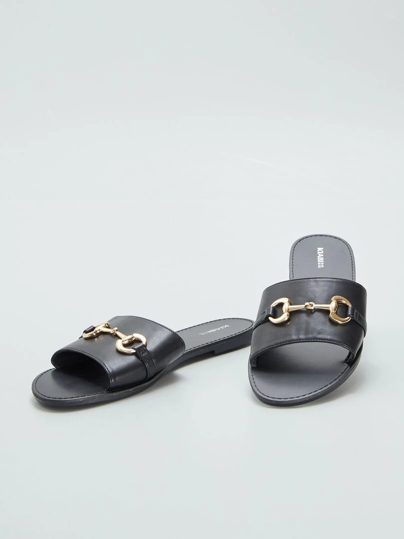 Mules plates avec boucle dorée   Noir