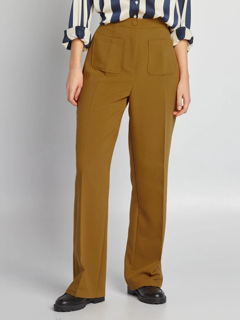 Pantalon droit avec 2 poches plaquées Kaki