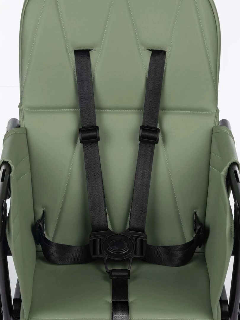 BEBECONFORT Chaise haute bébé LILY  compacte et lègère  de 6 mois à 3 ans (15 kg)  Mineral green   Vert