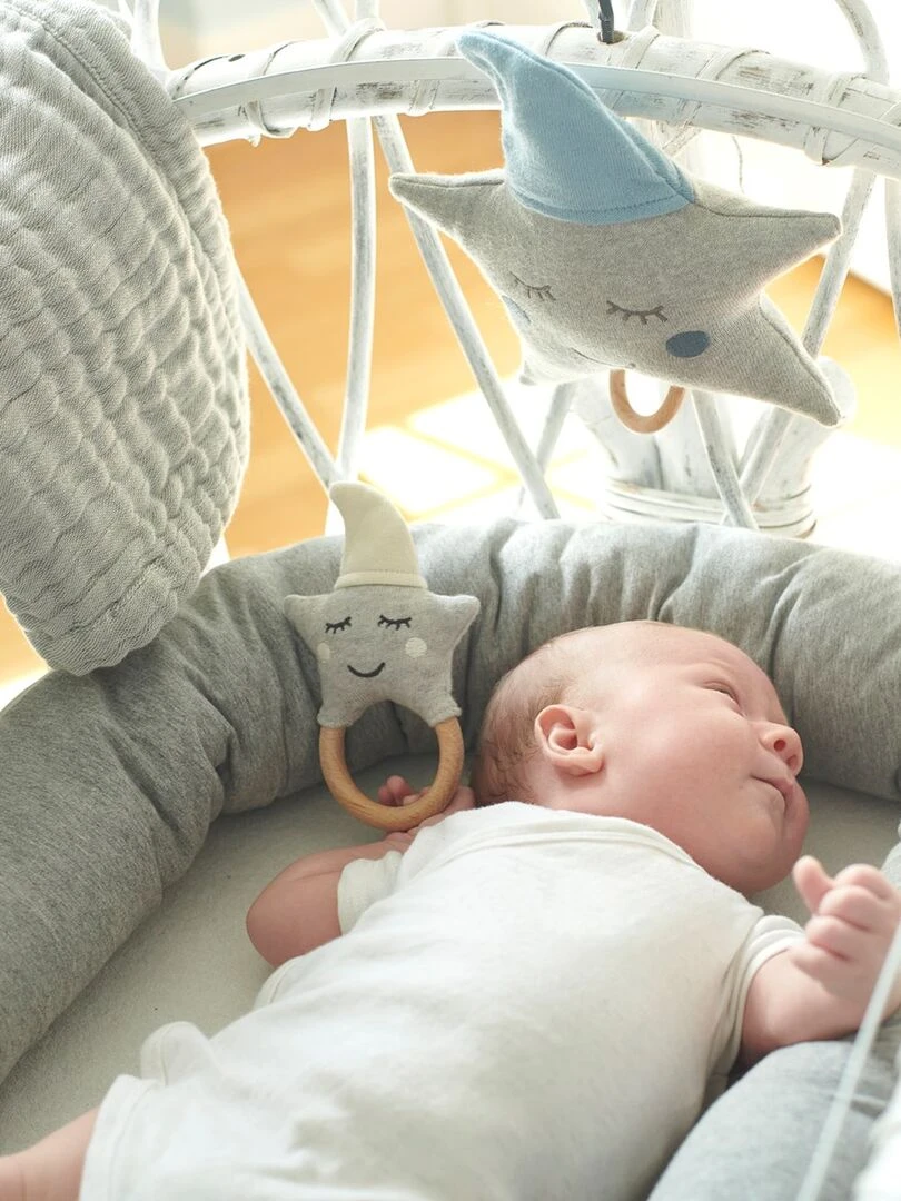 Hochet pour bébé en coton tricoté étoile   Blanc cassé