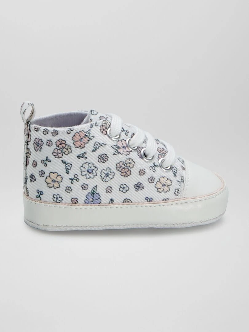 Baskets montantes en toile fleuries Ecru